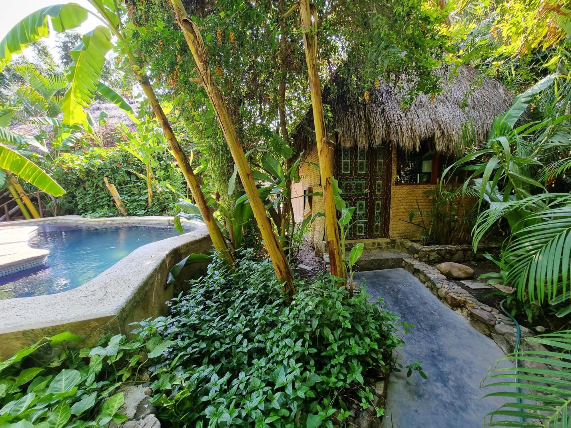 Eco Hotel Tahawi Ajijic Exteriör bild