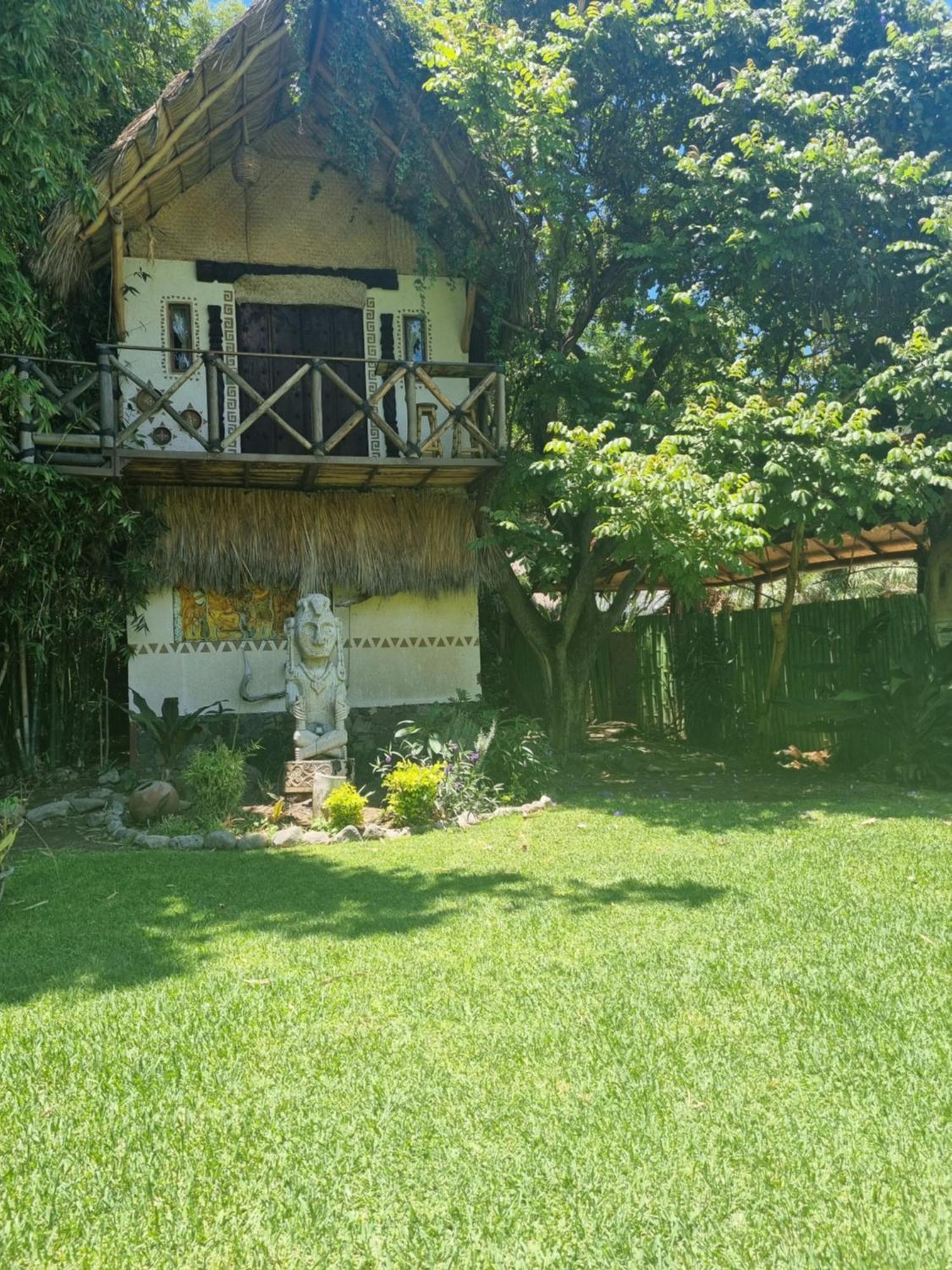 Eco Hotel Tahawi Ajijic Exteriör bild