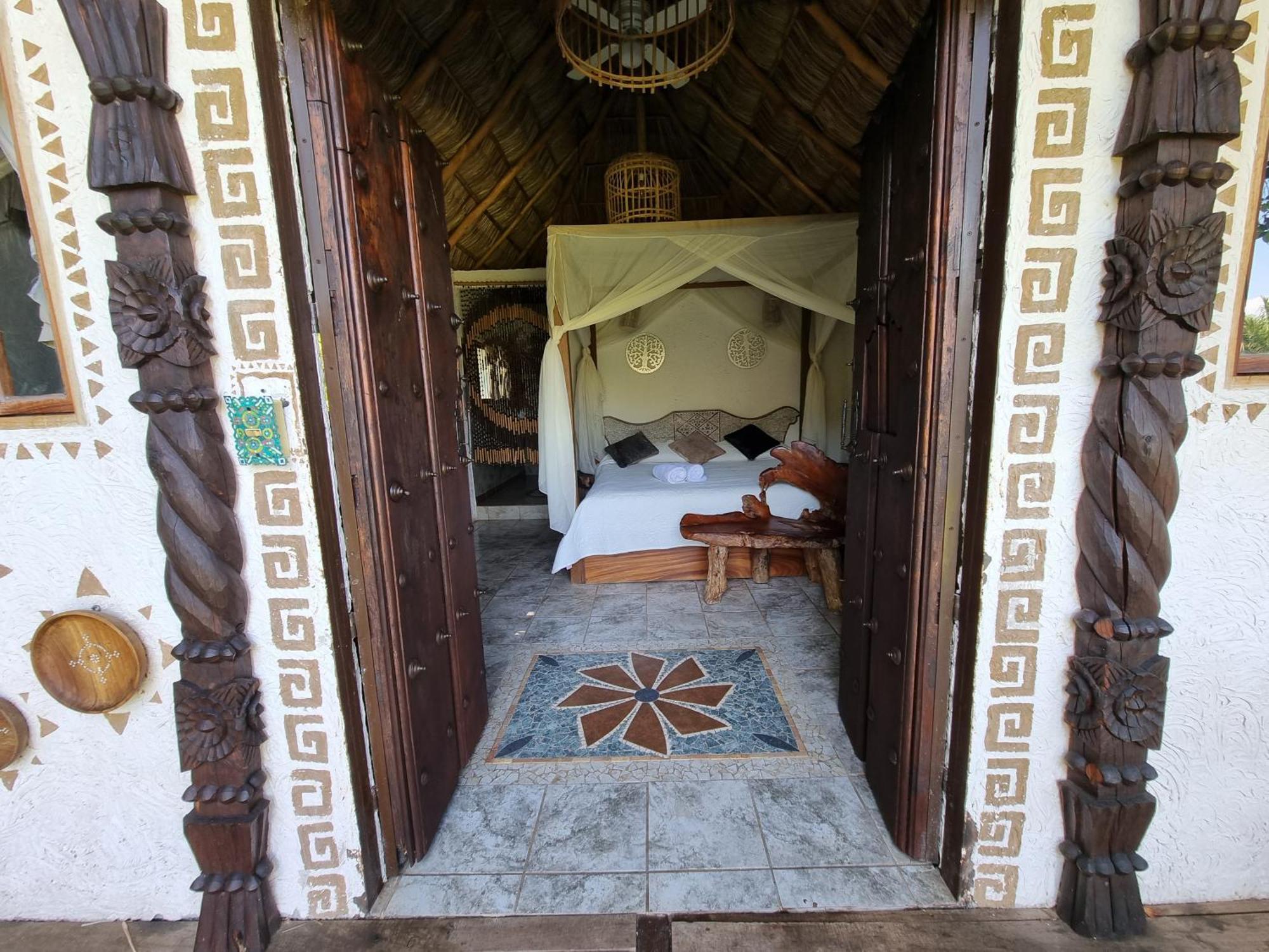 Eco Hotel Tahawi Ajijic Exteriör bild